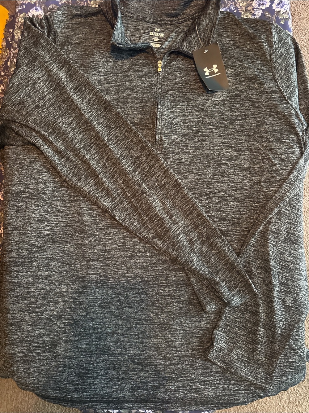 Under Armour Men’s Charcoal Heather Quarter-Zip Pullover